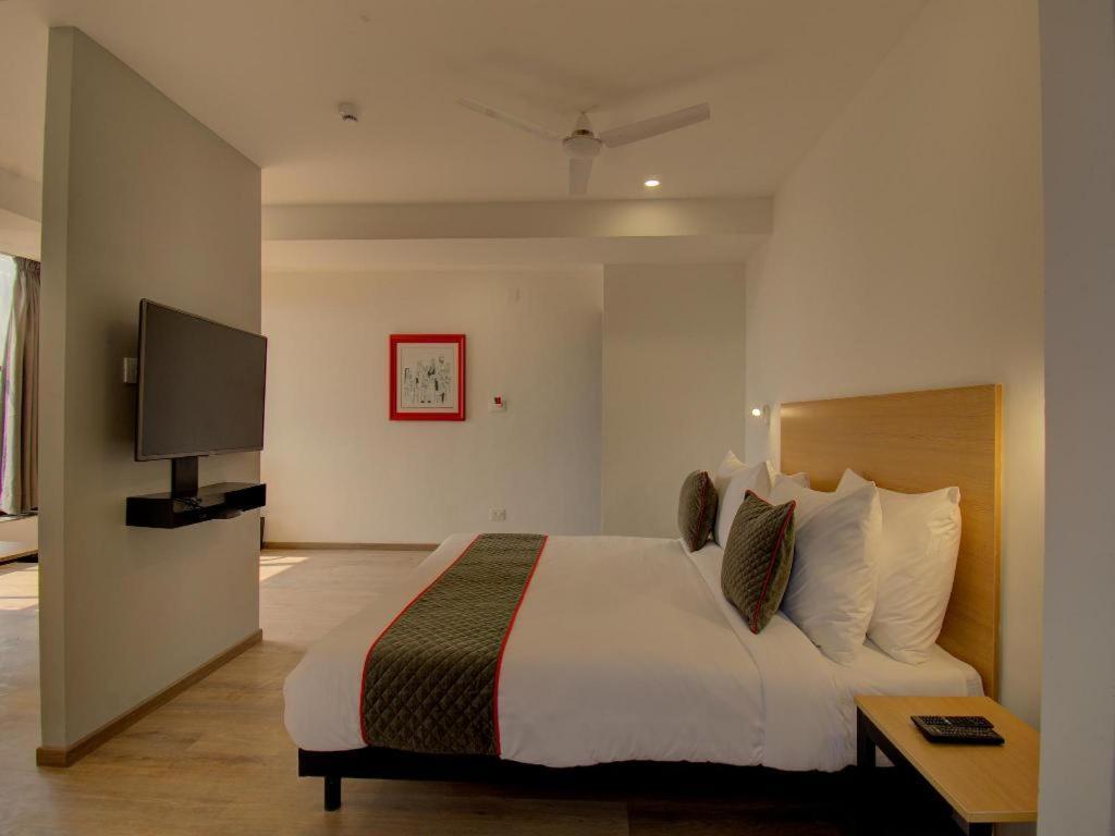 Shagun Hotel 바도다라 외부 사진