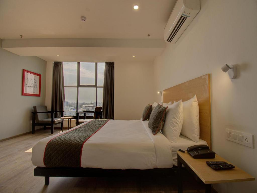 Shagun Hotel 바도다라 외부 사진